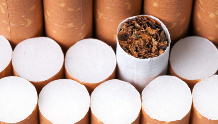 Nueve años después, luego de perder las dos piernas y varias yemas de los dedos por esta terrible enfermedad, deje de fumar para siempre...