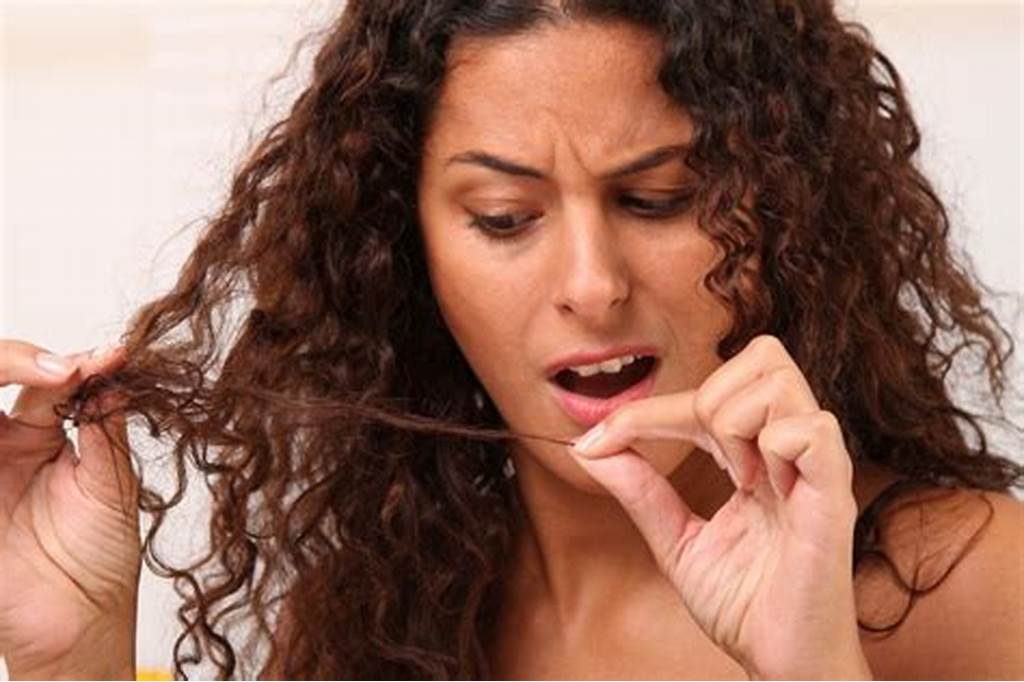 Tricotilomanía, la enfermedad que hace que las mujeres no puedan dejar de arrancarse el cabello