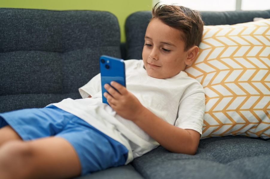 ¿ Que causa el excesivo tiempo en el teléfono?