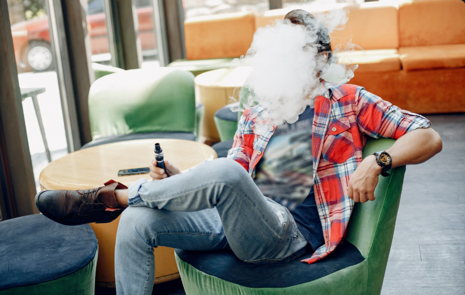 Vapeo en adolescentes: Disposiivo JUUL