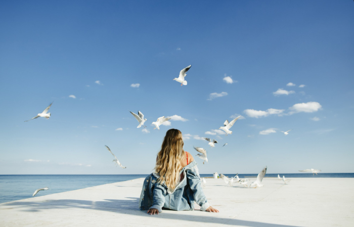 Cuando encuentras la libertad de ser y existir, tu vida se torna maravillosa”: Karla Sofía Gascón habla sobre su triunfo en Cannes 2024