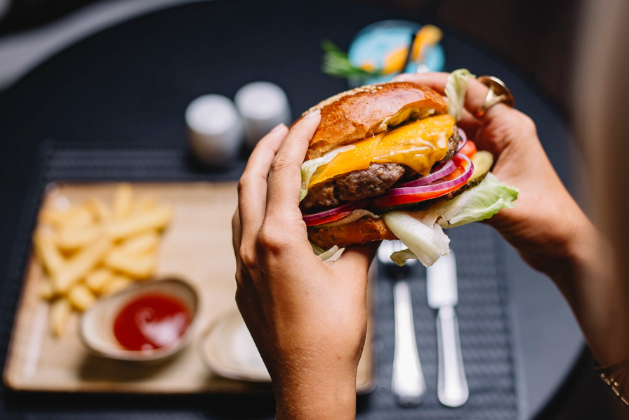 Cómo superar la adicción a la comida rápida