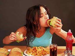 El abuso de comida rápida ya causa más cirrosis que el alcohol