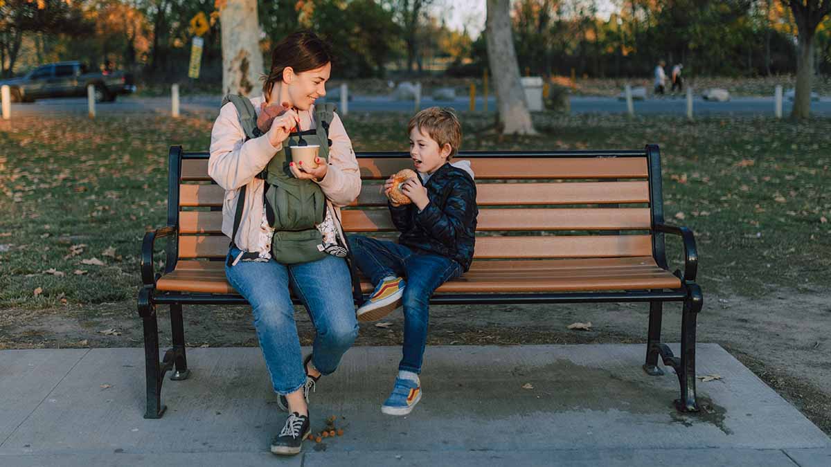 Obesidad, cómo influye el estilo de vida de los adultos en los menores